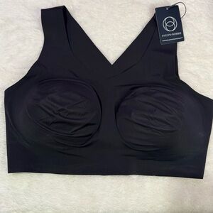 Evelyn Bobbie Black Seamless Bra Size Large